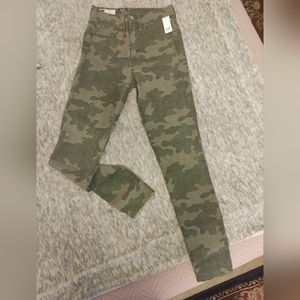 Gap camo skinny jeans size 27 tall
